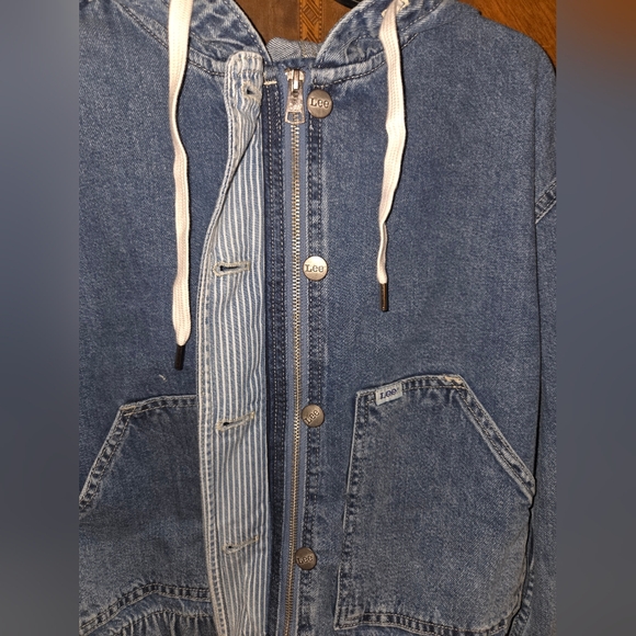Lee Classic Blue Hooded Denim Jacket - Picture 3 of 6